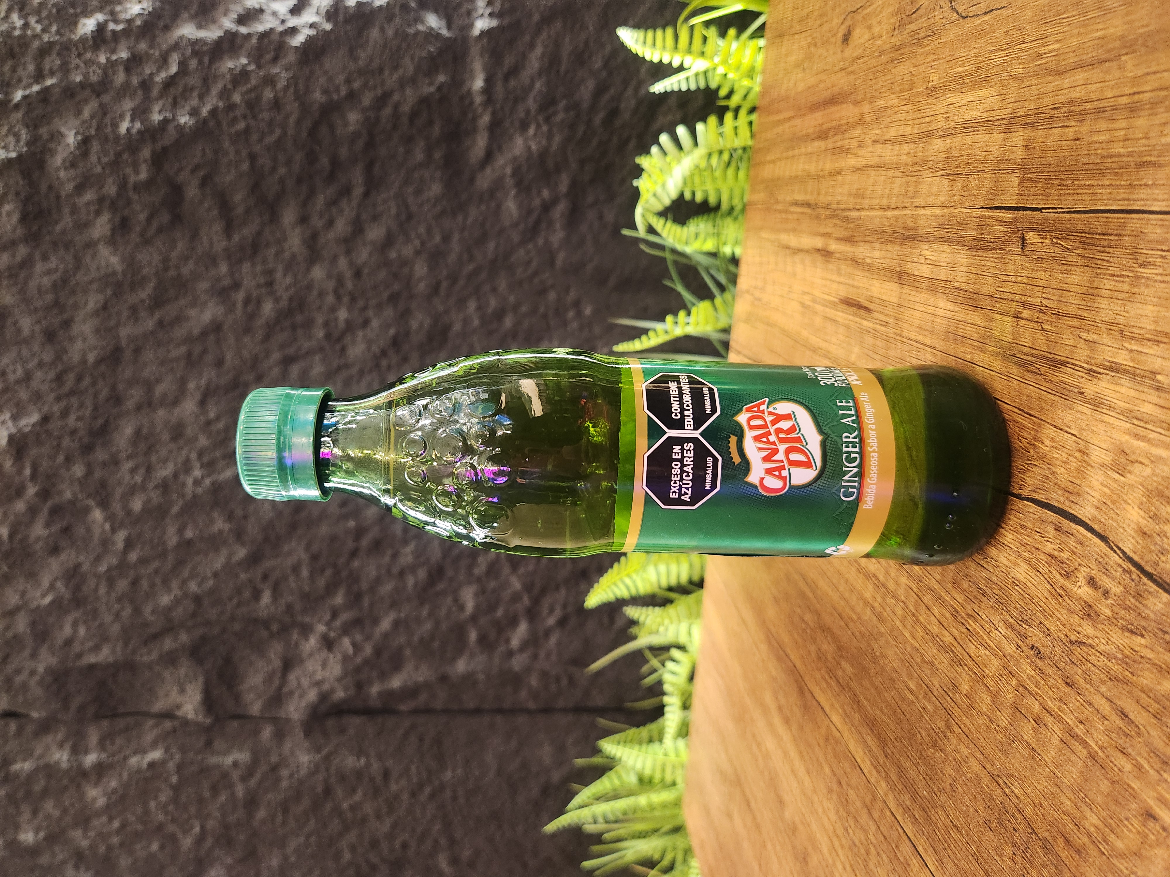 Canada Dry (Ginger)